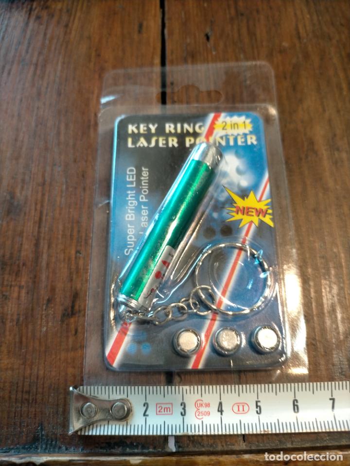 Coleccionismo de llaveros: Llavero de laser Key Ring Laser Pointer con pilas sin estrenar - Foto 4