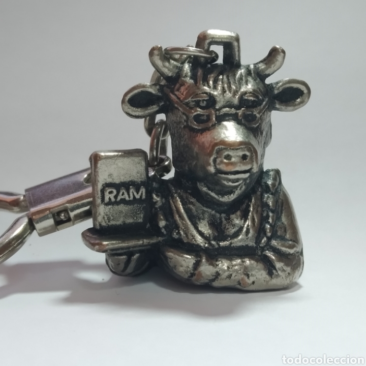 Coleccionismo de llaveros: Antiguo llavero de Leche RAM - Foto 1
