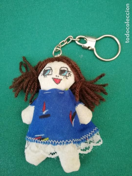 Coleccionismo de llaveros: MU&Ntilde;ECA DE TRAPO