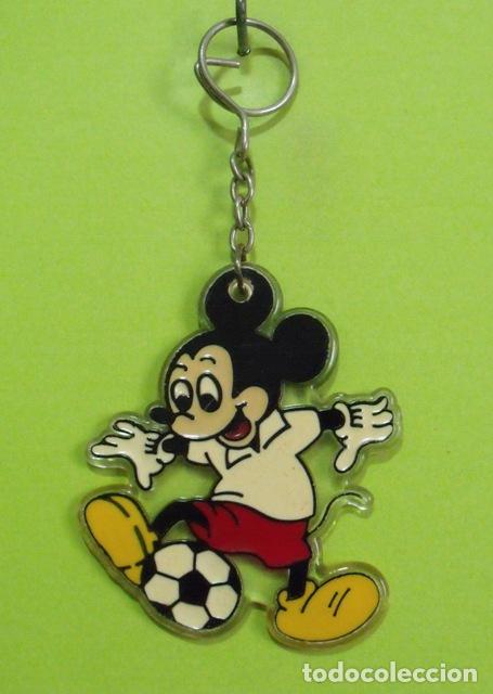Coleccionismo de llaveros: Llavero Rat&oacute;n Mickey Mouse Futbolista F&uacute;tbol - Disney