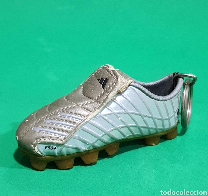 Coleccionismo de llaveros: LLAVERO ZAPATILLA ADIDAS ORIGINAL DE LA &Eacute;POCA