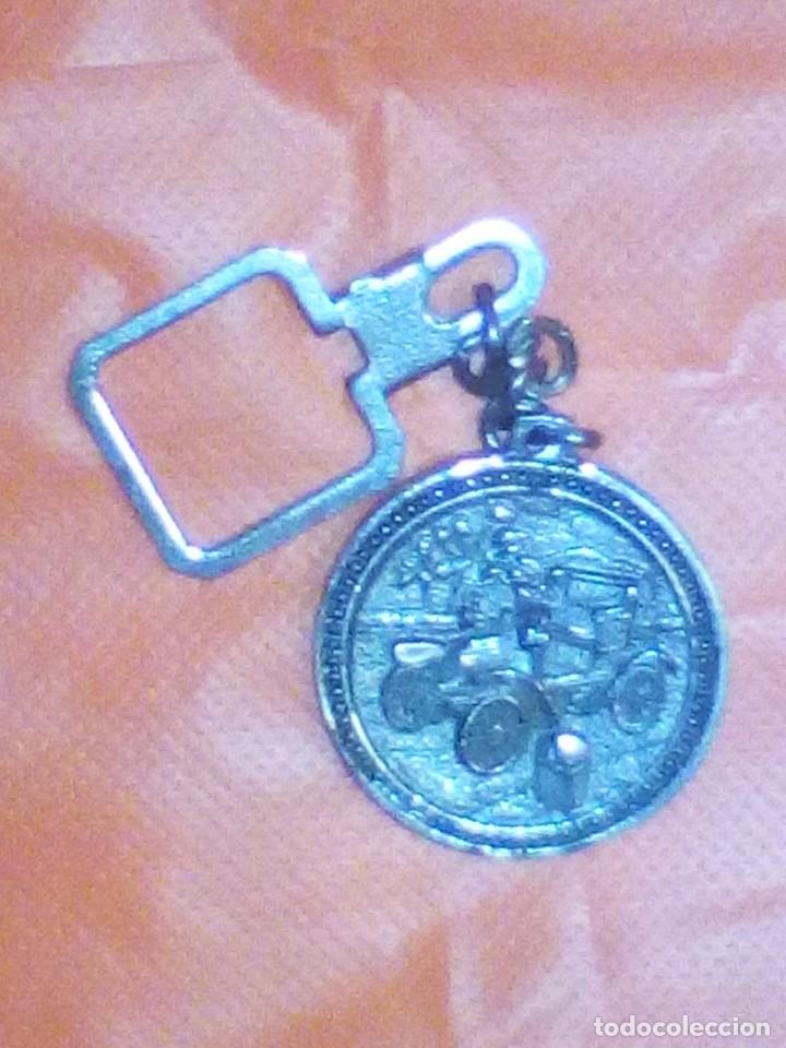 Colecionismo de porta-chaves: Llavero de Metal, Perchisas Forradas, Artesan&iacute;a Maran - Villalba, Madrid (Ver mas fotos).