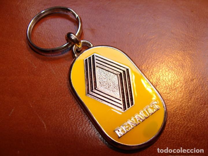 Collezionismo di Portachiavi: ANTIGUO LLAVERO DE COLECCION DE RENAULT COCHE AUTOMOVIL