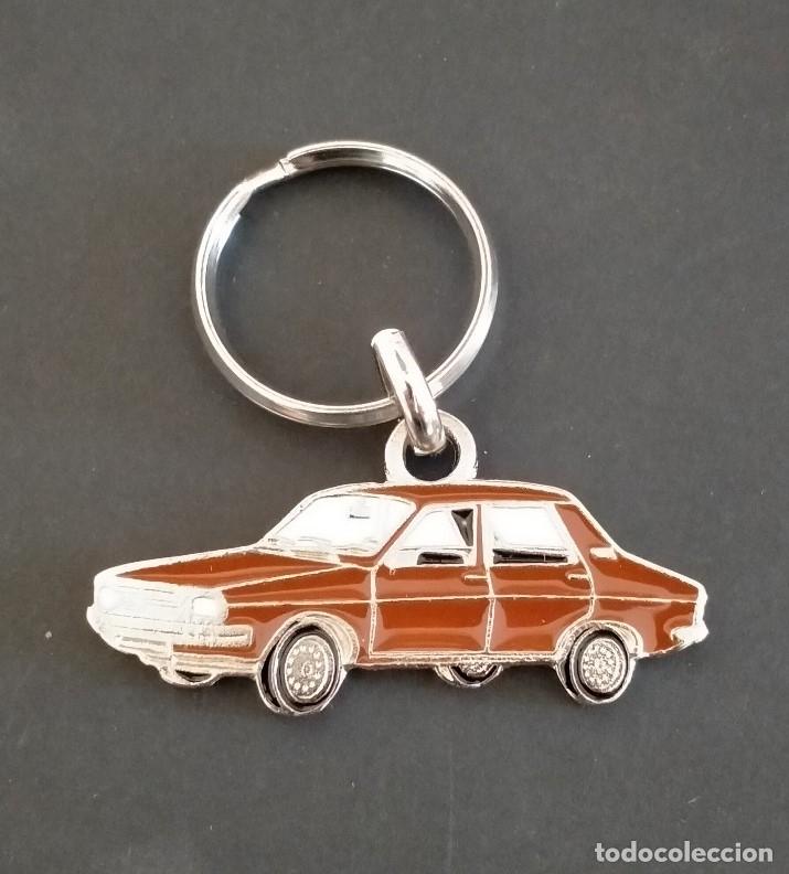 Coleccionismo de llaveros: llavero renault 12 marr&oacute;n
