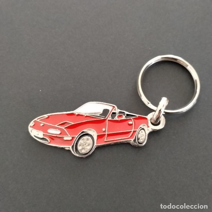 Collectionnisme de portes-cl&eacute;s: llavero mazda mx-5