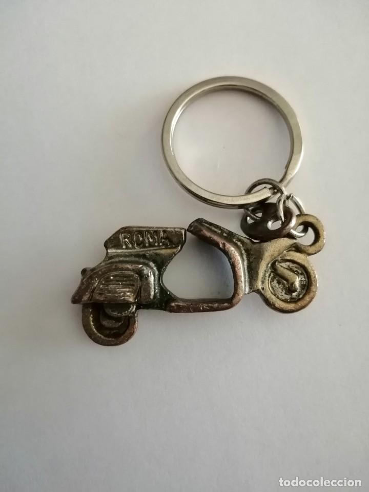 Coleccionismo de llaveros: Llavero Vespa Roma - Foto 2