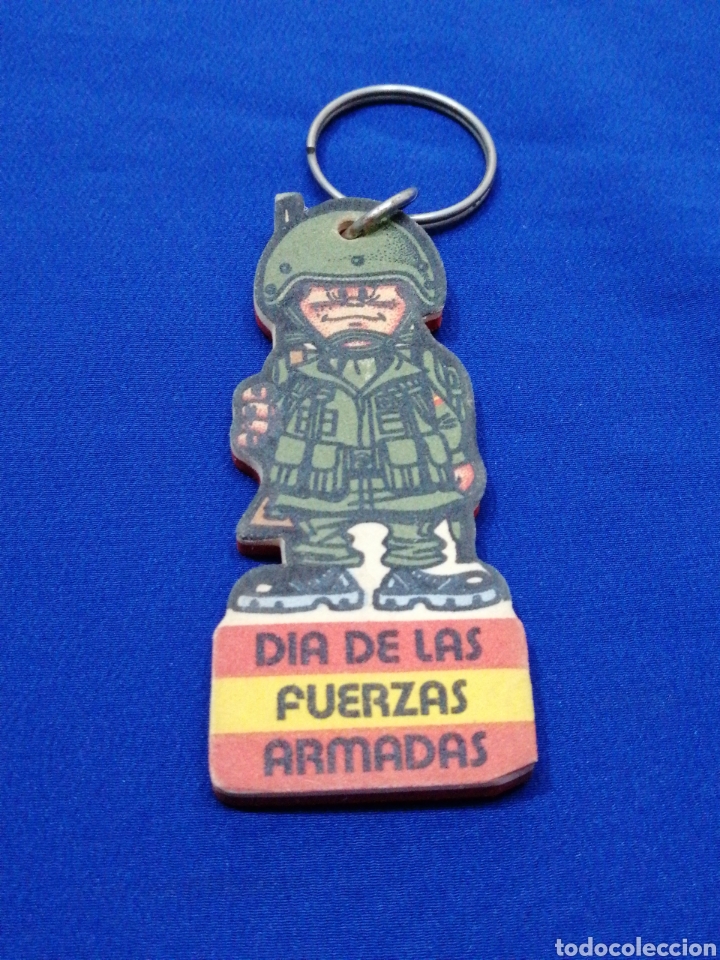 Coleccionismo de llaveros: DIA DE LAS FUERZAS ARMADAS - Foto 1