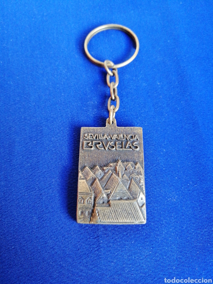Collection of Keychains: IBERIA SEVILLA- VALENCIA-BRUSELAS LLAVERO