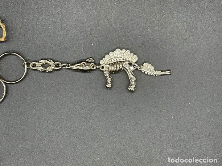 Coleccionismo de llaveros: LLAVERO DINOSAURIO OJO VERDE - Foto 2