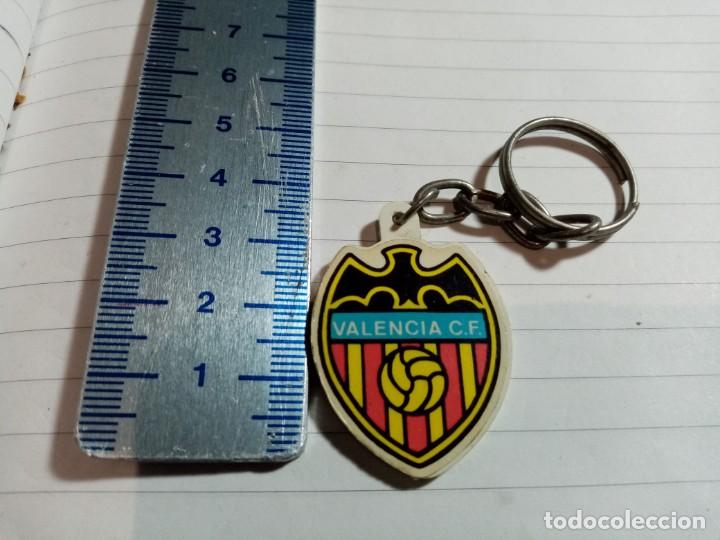 136 escudo / valencia / brillo jaspeado / quiz - Acquista Figurine di  calcio antiche su todocoleccion