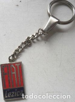 Coleccionismo de llaveros: llavero antiguo fiat agencia 128 esmaltado insignia lezica