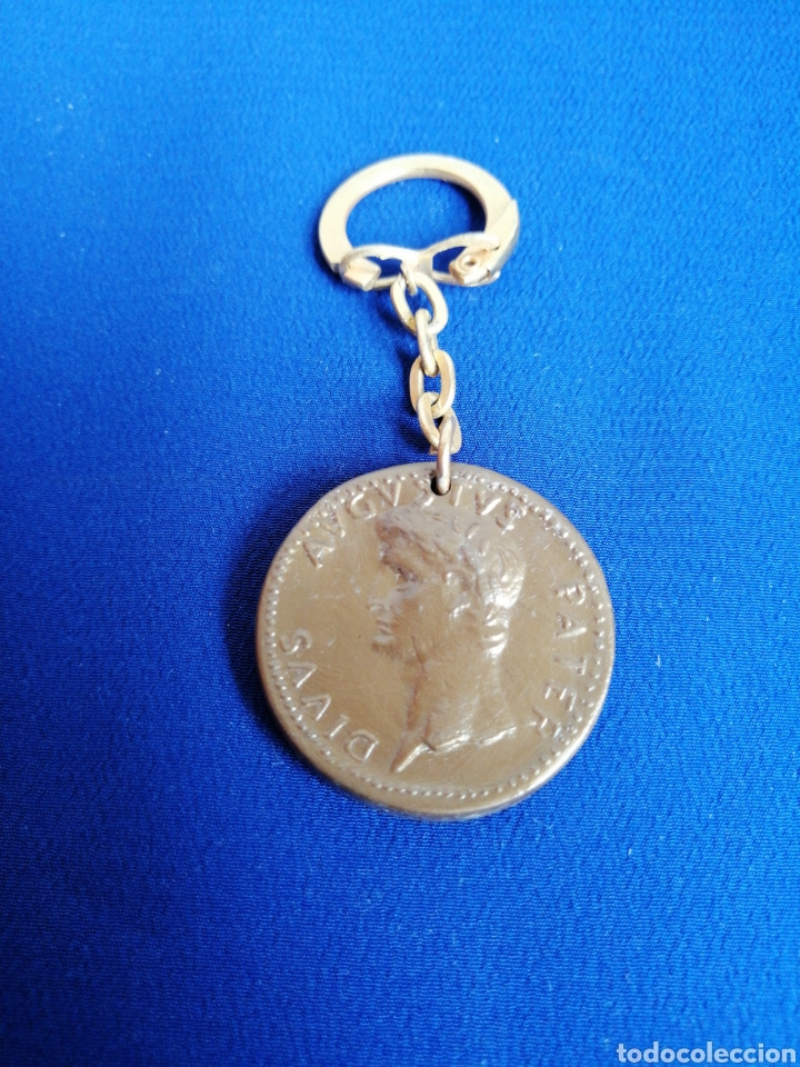Collection of Keychains: CUSENIER 1966 ATTIK LIQUEUR LLAVERO PUBLICIDAD FRANCIA