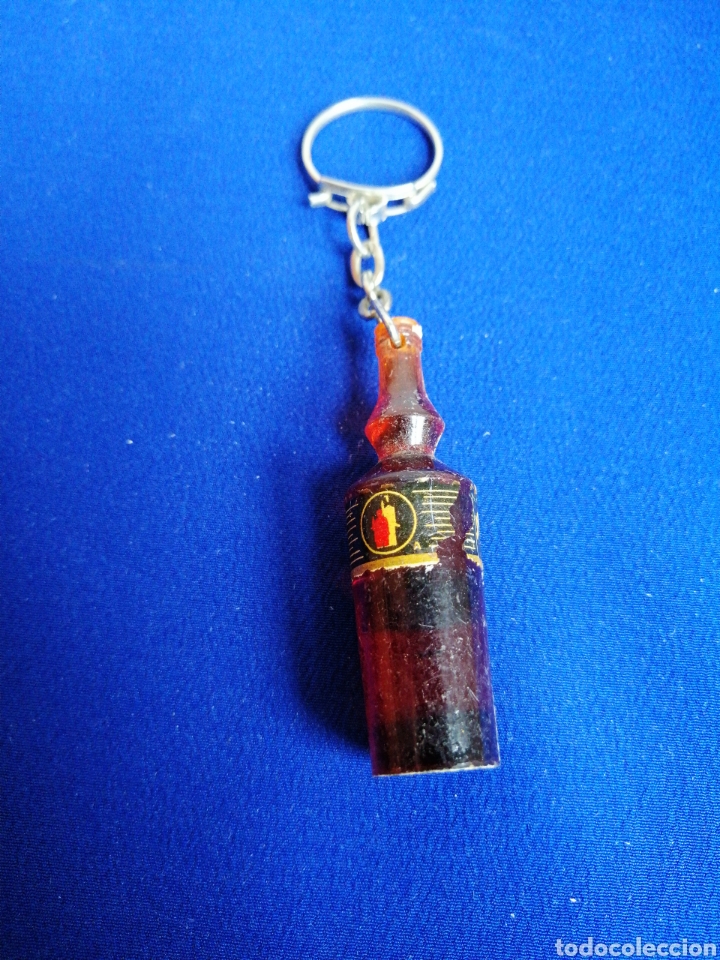 Collection of Keychains: BOTELLA ST RAPHAEL LLAVERO PUBLICIDAD FRANCIA