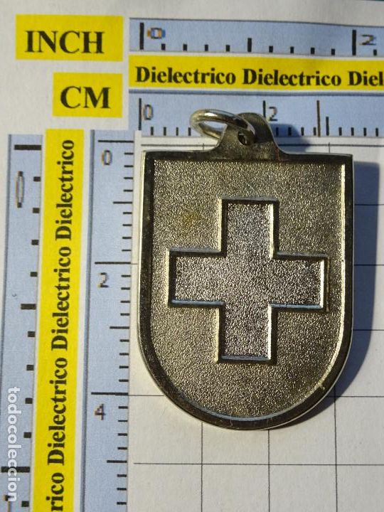 Coleccionismo de llaveros: LLAVERO DE LA CRUZ ROJA ASAMBLEA LOCAL DE LUCENA, C&Oacute;RDOBA