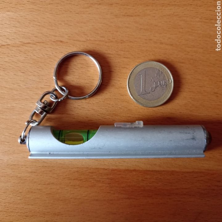 Coleccionismo de llaveros: Llavero Nivel con luz - Foto 4