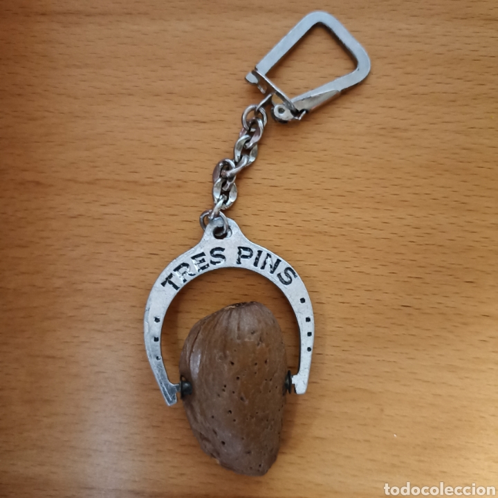 Collectionnisme de portes-cl&eacute;s: Llavero Almendra Conservas Puig Tres Pins