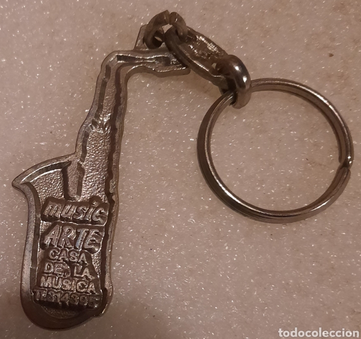 Coleccionismo de llaveros: Llavero saxof&oacute;n. - Foto 2