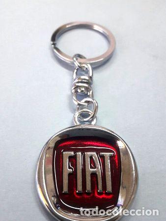 Coleccionismo de llaveros: llavero importado de metal automovil fiat