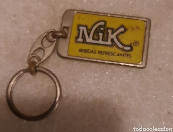Coleccionismo de llaveros: Llavero publicidad bebidas Nik - Foto 1