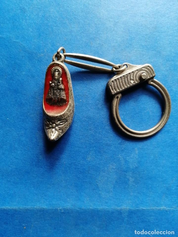 Coleccionismo de llaveros: Llavero Virgen de Covadonga