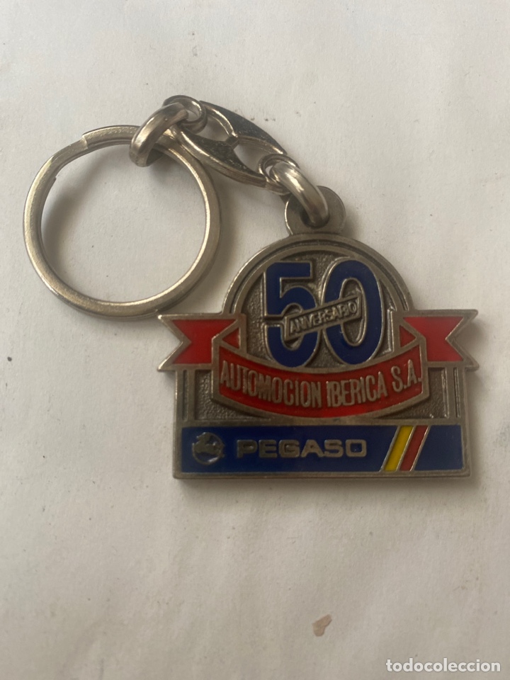 Coleccionismo de llaveros: LLAVERO PEGASO AUTOMOCION IBERICA 50 ANIVERSARIO