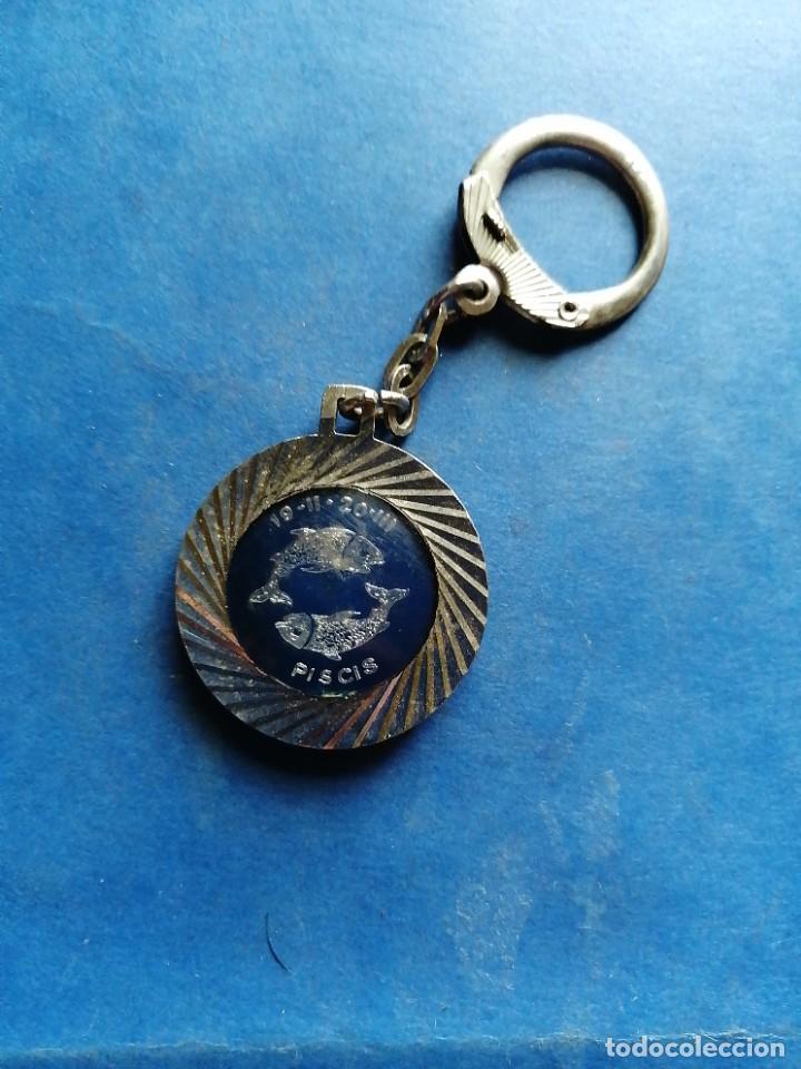 Colecionismo de porta-chaves: Llavero Piscis