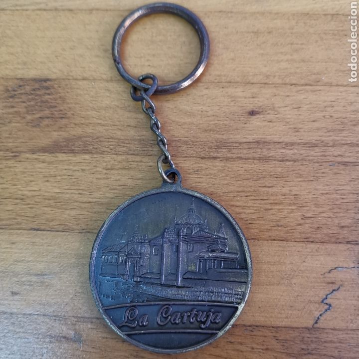 Colecionismo de porta-chaves: Llavero de metal de la Cartuja de Sevilla de la Expo de 1992
