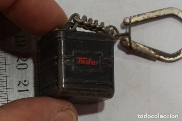 Coleccionismo de llaveros: C3/ LLAVERO - BATERIA TUDOR - Foto 3