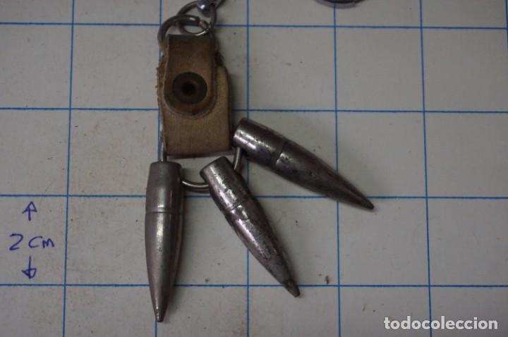 Coleccionismo de llaveros: C7/ LLAVERO - CON TRES BALAS - Foto 3