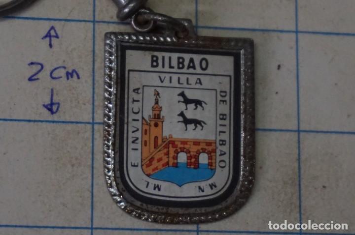 Coleccionismo de llaveros: C8/ LLAVERO - BILBAO - VILLA DE BILBAO E INVICTA - Foto 1
