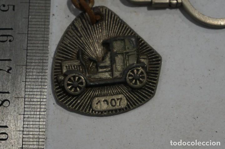 Coleccionismo de llaveros: C10/ LLAVERO - AUTOMOVIL 1907 - Foto 1
