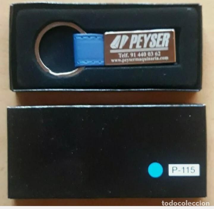 Sammlung von Schl&uuml;sselanh&auml;ngern: LLAVERO NUEVO DE PUBLICIDAD MAQUINARIA PEYSER CON SU ESTUCHE.