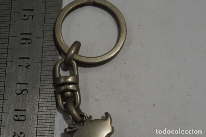 Coleccionismo de llaveros: C12/ LLAVERO - TORO - Foto 2