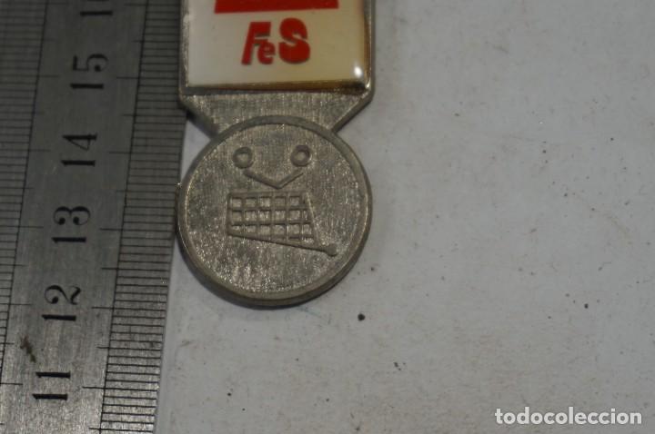 Coleccionismo de llaveros: C17/ LLAVERO - UGT - FES - Foto 2