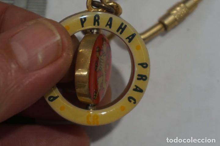 Coleccionismo de llaveros: C28/ LLAVERO - PRAGA - GIRATORIO - Foto 4
