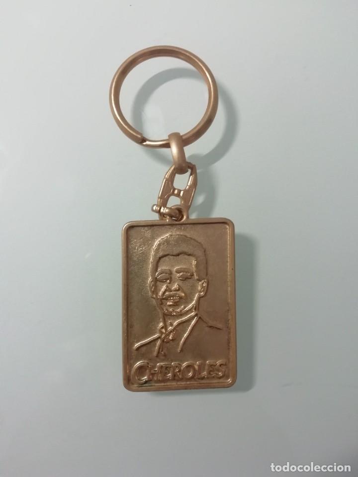 Sammlung von Schl&uuml;sselanh&auml;ngern: ANTIGUO LLAVERO METALICO MARCA CHEROLES- FABRICA DE ZAPATOS EN BENEJUZAR- ALICANTE