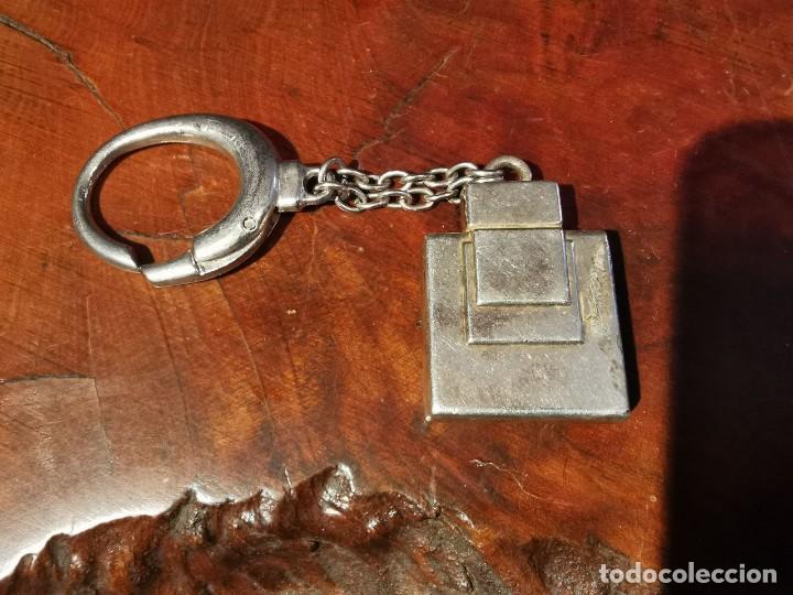 Coleccionismo de llaveros: LLAVERO PLATEADO, FERFUME VAN CLEEF PARIS - Foto 2