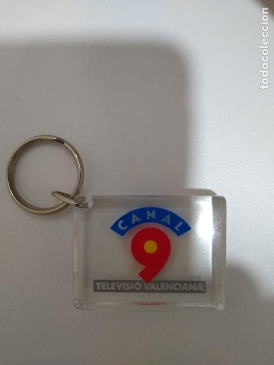 Coleccionismo de llaveros: Llavero canal 9 (sin usar) - Foto 2