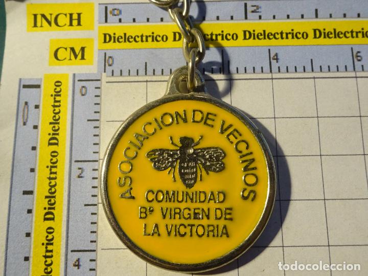 Coleccionismo de llaveros: LLAVERO DE MELILLA. ASOCIACI&Oacute;N DE VECINOS BARRIO DE LA VICTORIA A&Ntilde;O 1988. A&Ntilde;OS 80.