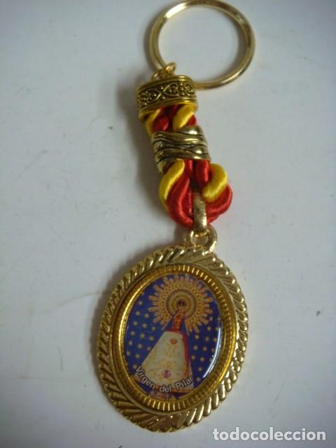 Coleccionismo de llaveros: LLAVERO CON CORDON ROJO Y AMARILLO DE LA VIRGEN DEL PILAR