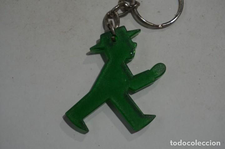 Coleccionismo de llaveros: C36/ LLAVERO - PEATON SEMAFORO VERDE - Foto 1