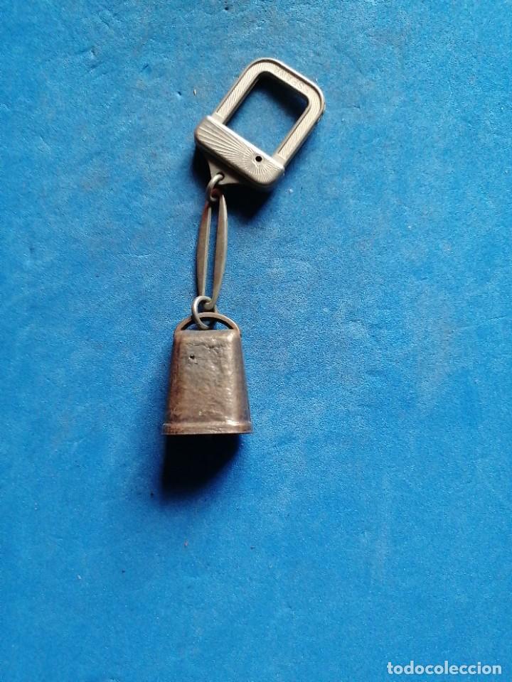 Coleccionismo de llaveros: Llavero cencerro antiguo - Foto 1