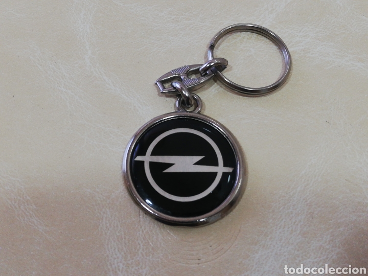 Collectionnisme de portes-cl&eacute;s: Llavero esmaltado Opel Vepisa Zaratan Valladolid
