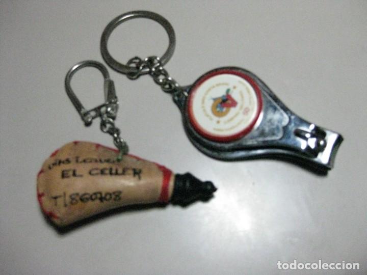 Coleccionismo de llaveros: DOS LLAVEROS **CAMPING VALLDARO Y CELLER DE ARBUCIAS ** - Foto 1