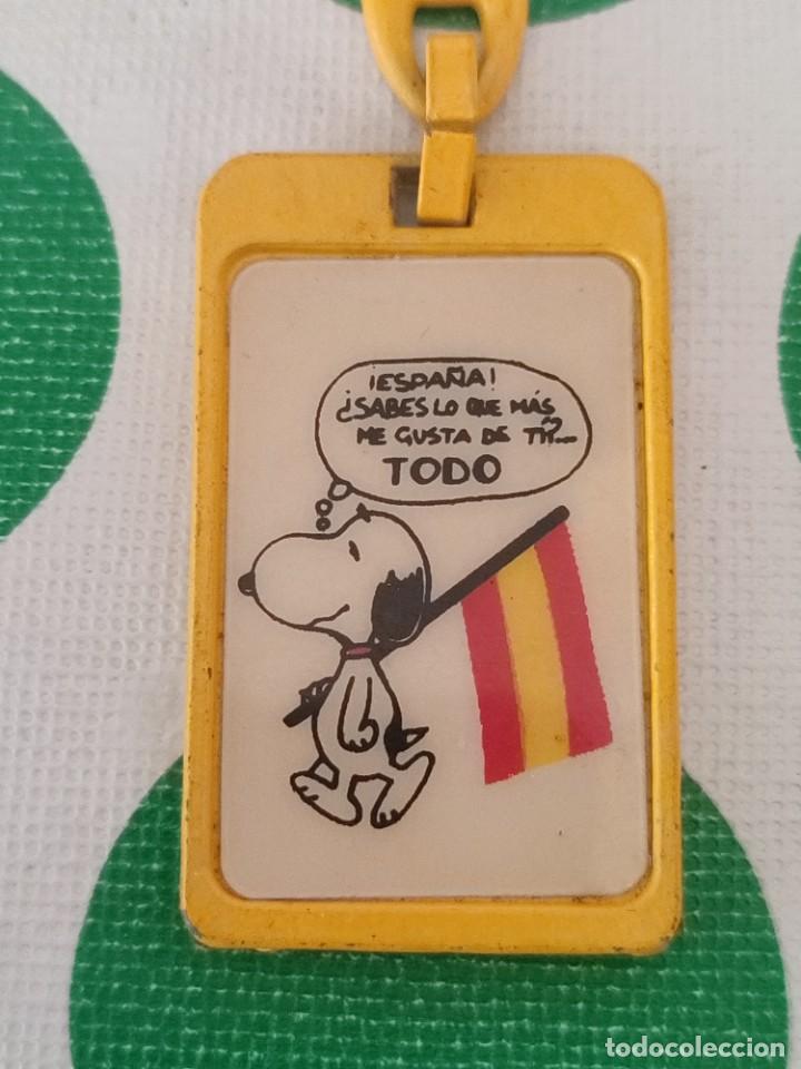 Coleccionismo de llaveros: Llavero met&aacute;lico Snoopy bandera Espa&ntilde;a