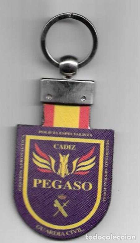 Coleccionismo de llaveros: LLAVERO DE LA GUARDIA CIVIL GRUPO PEGASO (CADIZ).