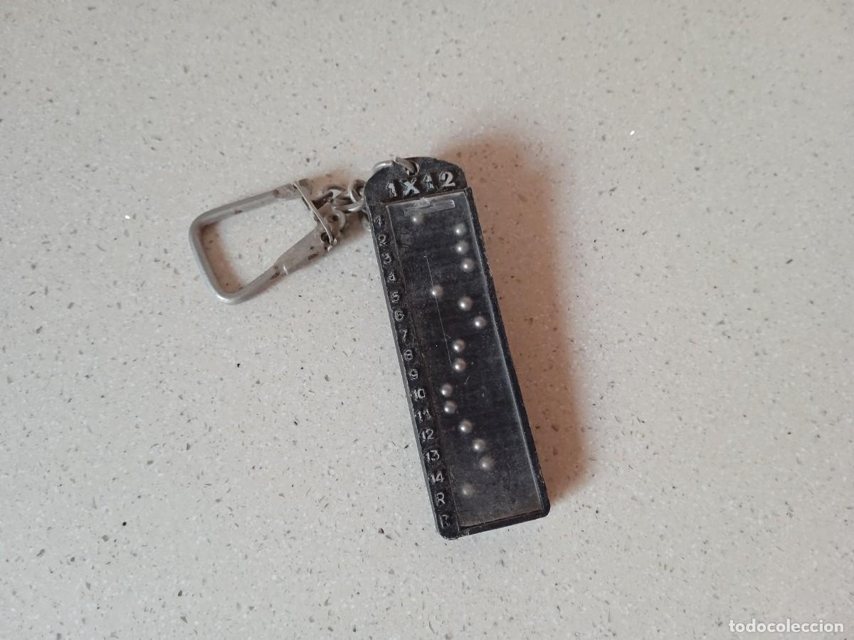 Coleccionismo de llaveros: Antiguo llavero para hacer la quiniela. 1 X 2