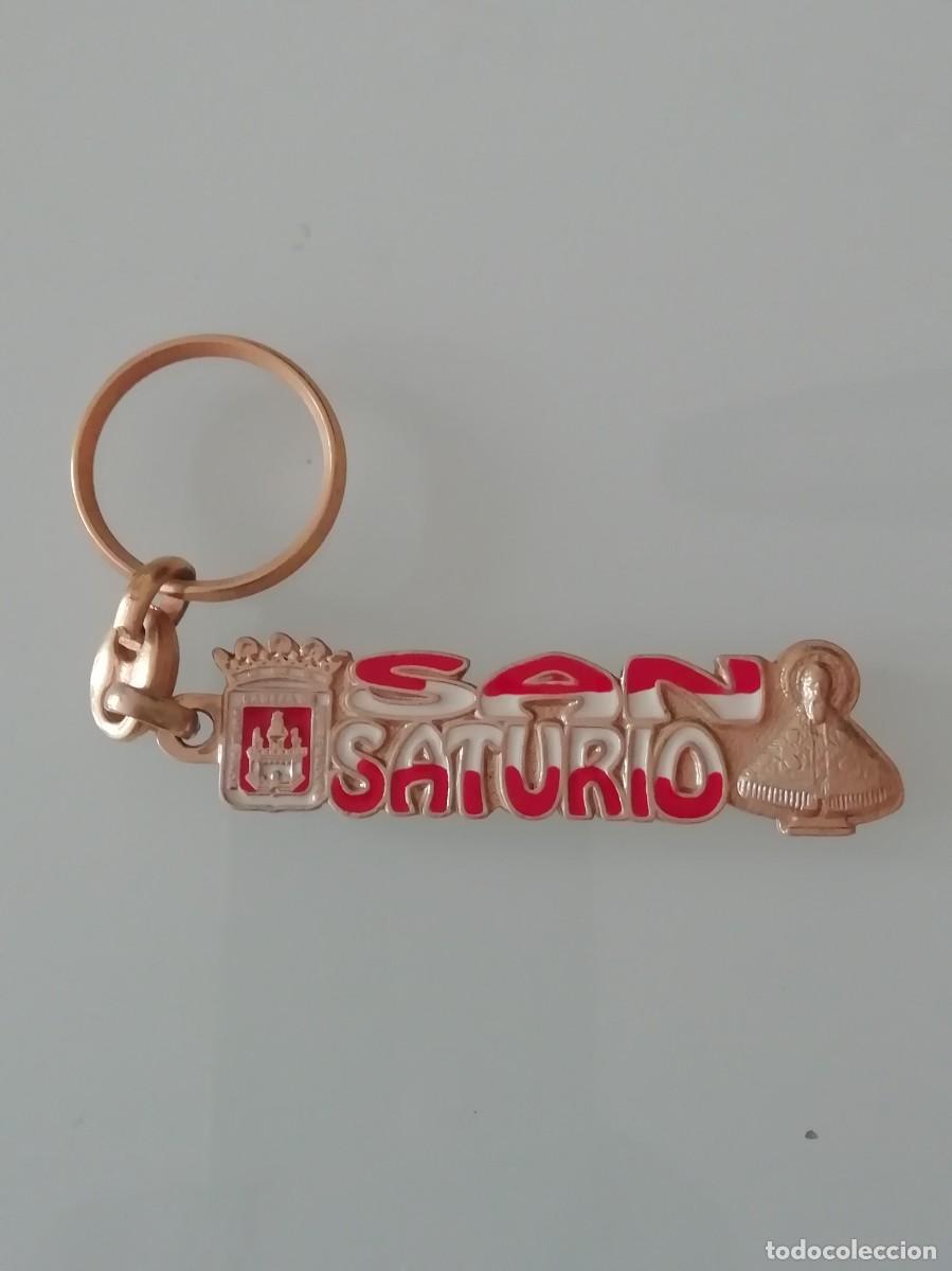 Sammlung von Schl&uuml;sselanh&auml;ngern: 2 LLAVEROS METALICOS DE SAN SATURIO SORIA CON ESCUDO E IMAGEN DEL SANTO