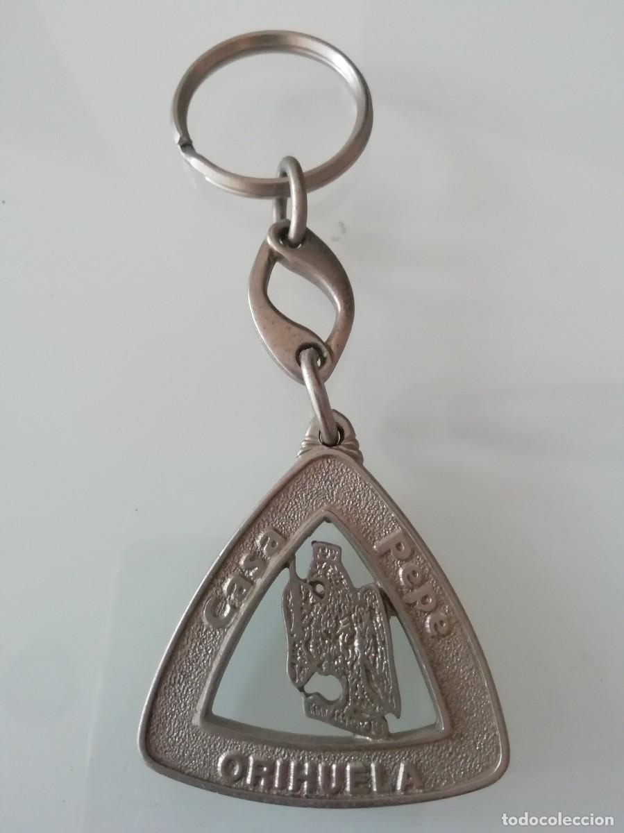Sammlung von Schl&uuml;sselanh&auml;ngern: LOTE DE 2 ANTIGUOS LLAVEROS DE ORIHUELA- ABRIDOR Y ESCUDO PAJARO DE CASA PEPE