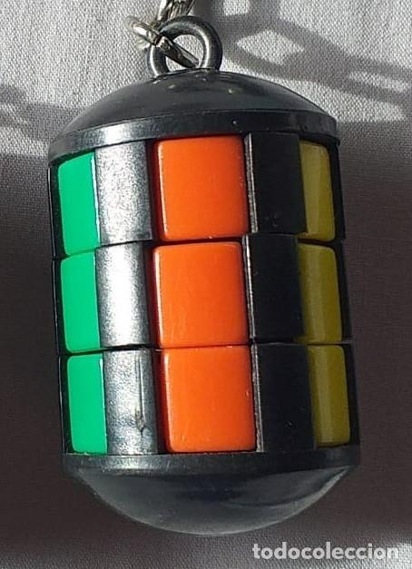 Coleccionismo de llaveros: Llavero puzzle cilindro, estilo Rubik de los 80 - Foto 1
